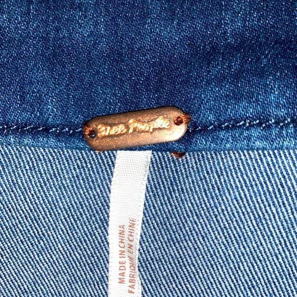 FREE PEOPLE stretch denim zip up mini - Picture 3 of 6